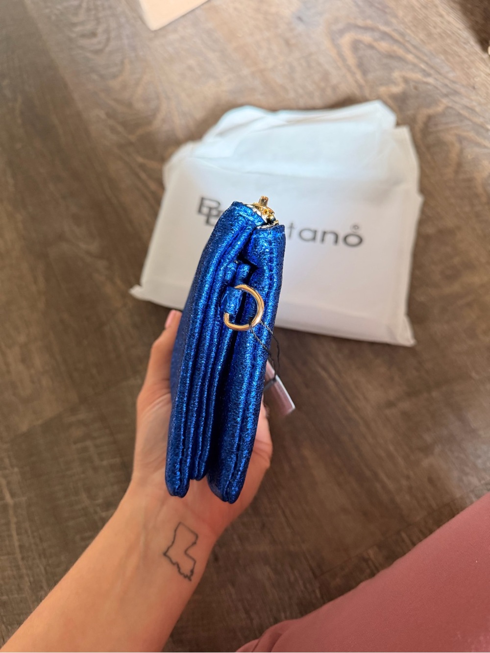 Vegan leather Brentano Metallic Blue Glitter Wristlet/crossbody NWT - Picture 2 of 4